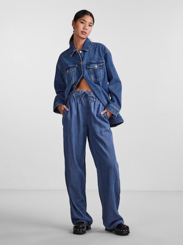 Trendige Hosen… New Woman Fashion